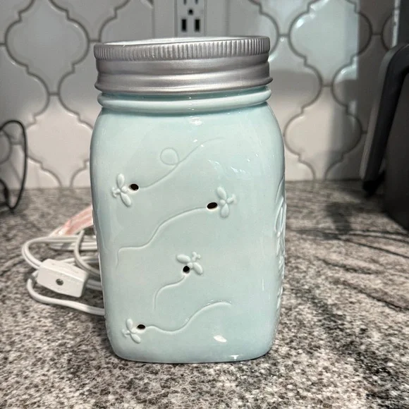 Scentsy Light Mint Ceramic Mason Jar Wax Warmer - Chasing Fireflies - Picture 3 of 5
